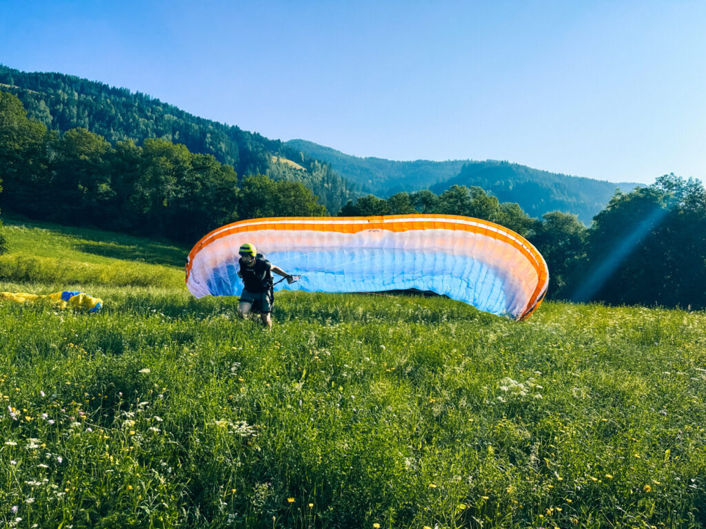 Gleitschirmfliegen_Göriach_Übungshang-15