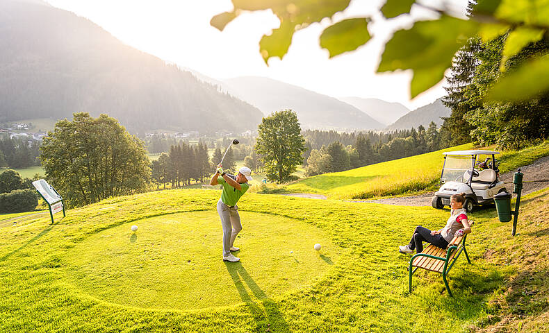 csm_Golfen_in_Bad_Kleinkirchheim_Archiv_BRM__c_Mathias_Praegant__90__9df5781af9